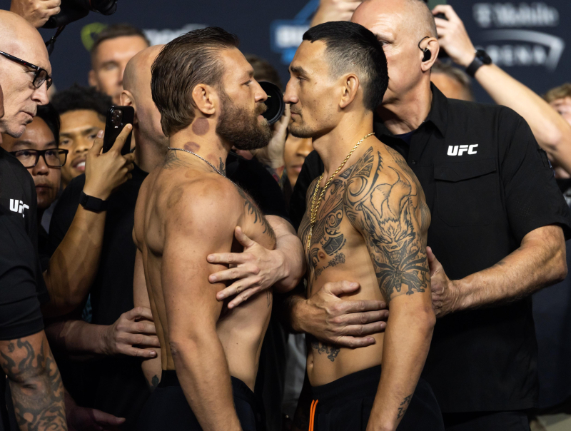 UFC 329 Конор Макгрегор — Макс Холлоуэй